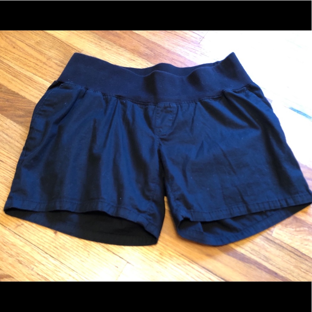 BLACK Liz Lange Maternity Shirts